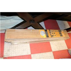 30 PIECES LAMINATE FLOORING ABOUT 3 CASES OF SOLE