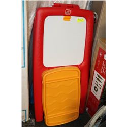 LITTLE TIKES WHITEBOARD