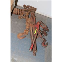 LOT OF 4 CHAIN BOOMERS