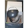Image 1 : LOT OF 2 FIBRE-METAL EYE AND FACE PROTECTION