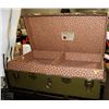 Image 1 : METAL VINTAGE TRUNK