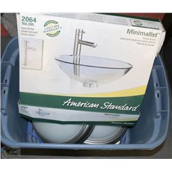 TOTE WITH 2 LIGHT FIXTURES AND NEW AMERICAN