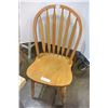 Image 1 : 3 ARROWBACK DINING CHAIRS