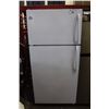 Image 1 : WHITE WESTINGHOUSE 2 DOOR WHITE REFRIGERATOR