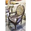 Image 2 : DESIGNER LEATHER AND FABRIC PARLOUR CHAIR