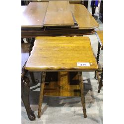 SOLID OAK REFINISHED PARLOUR TABLE