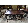 Image 2 : ANTIQUE MAHOGANY REFINISHED COFFEE TABLE WITH REMOVABLE GLASS PLATTER
