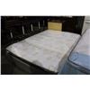 Image 2 : QUEEN SIZE SERTA MATTRESS