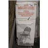 Image 1 : BOX OF 4 FOLDING CHAIRS