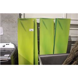 4 GREEN ROOM DIVIDERS