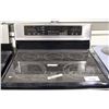 Image 2 : FRIGIDAIRE STAINLESS STEEL STOVE - AS IS