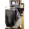 Image 2 : LARGE LEATHER CHAIR