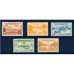 Newfoundland #C13-17 VF mint hinged set.