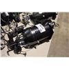 Image 2 : BLACK PAR 38 STAGE LIGHT WITH C-CLAMP