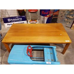 MID CENTURY MODERN TEAK COFFEE TABLE