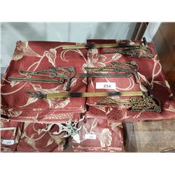 4 ART DECO CURTAIN HOLDERS W/2 PANELS