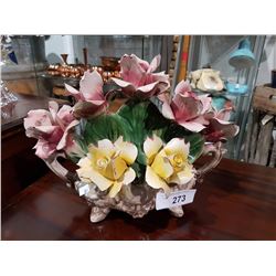 CAPODIMONTE CENTREPIECE NO DAMAGE