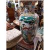 Image 2 : LARGE ASIAN VASE 28"