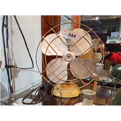 VINTAGE TABLE TOP METAL FAN