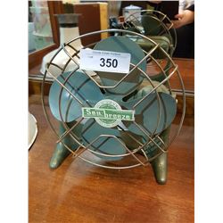 VINTAGE SEABREEZE GREEN METAL TABLE FAN