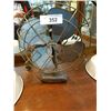 Image 1 : VINTAGE BLUE METAL TABLE FAN