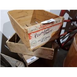 PAIR SMALL FRUIT BOXES INC JAPANESE ORANGE BOX