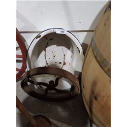 LARGE ENAMEL WASH TUB W/ANTIQUE STEEL WHEEL