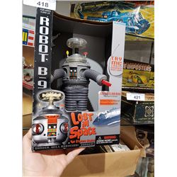 LOST IN SPACE ROBOT ACTION FIGURE