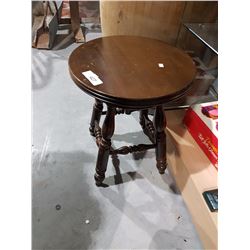 VINTAGESWIVEL PIANO STOOL
