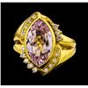 Image 2 : 6.92 ctw Kunzite and Diamond Ring - 18KT Yellow Gold