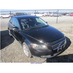 2004 - VOLVO S40