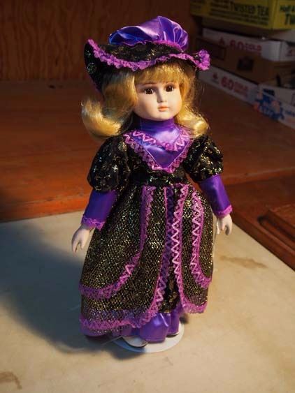 amanda porcelain doll