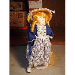 Tracy Muscial Doll - Heritage Doll - 1988