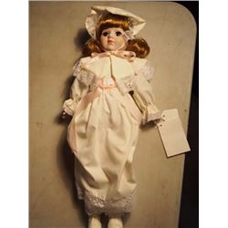 Martha Musical Doll – Heritage Dolls – 1987