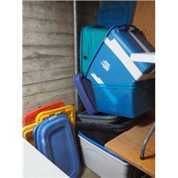 Huge Lot Of Rubbermaids (~10)