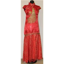 SIZE XL STRAPLESS RED DRESS WITH GOLD DETAILING
