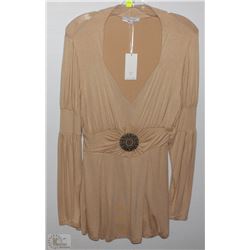 VERTIGO BRAND LADIES SHORT DRESS SIZE LARGE