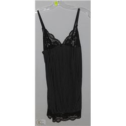 BLACK PINSTRIPE ROMANCE OUTFIT SIZE LARGE