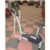 Image 1 : 1 PIECE MULTI GYM INCL BIKE, ELLIPTICAL