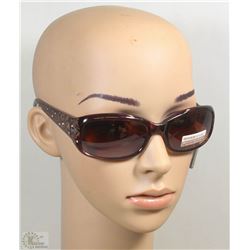 LADIES FOSTER GRANT BEAUTY SOLUTIONS SUNGLASSES