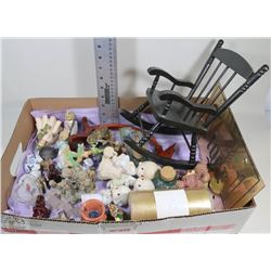 BOX W/COLLECTIBLE FIGURINES INCLUDES