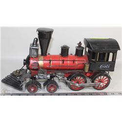 METAL TRAIN DECORATION