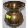 Image 1 : BRASS 5CENT CIGARS SPITTOON