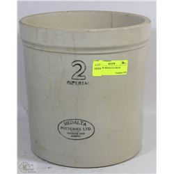 2 GALLON MEDALTA CROCK