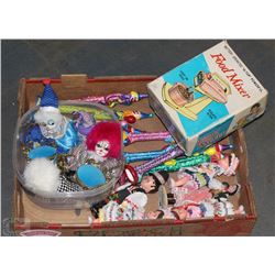 FLAT WITH ASSORTED COLLECTIBLE DOLLS