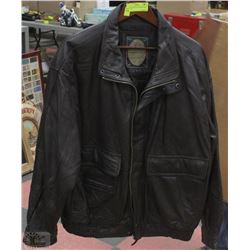 MEMBERS ONLY LEATHER JACKET SZ LARGE