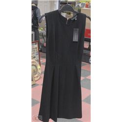BLACK DRESS SIZE SMALL