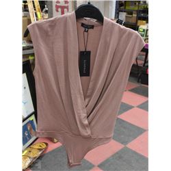 WOMENS SHIRT SIZE XS