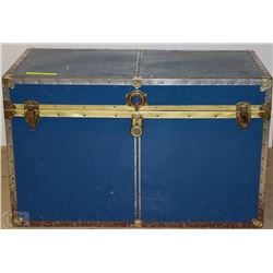 BLUE STEAMER TRUNK