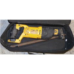 DEWALT CS381 SAWZALL WITH BIT
